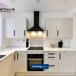 Premium Offer For Extended Stays By Jmt Stays L Swansea Short Lets And Serviced L With Private Parking