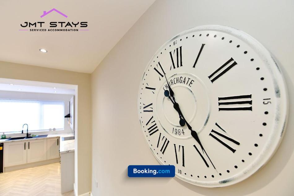 Premium Offer For Extended By Jmt L Short Lets And Serviced L With Private Parking * Swansea