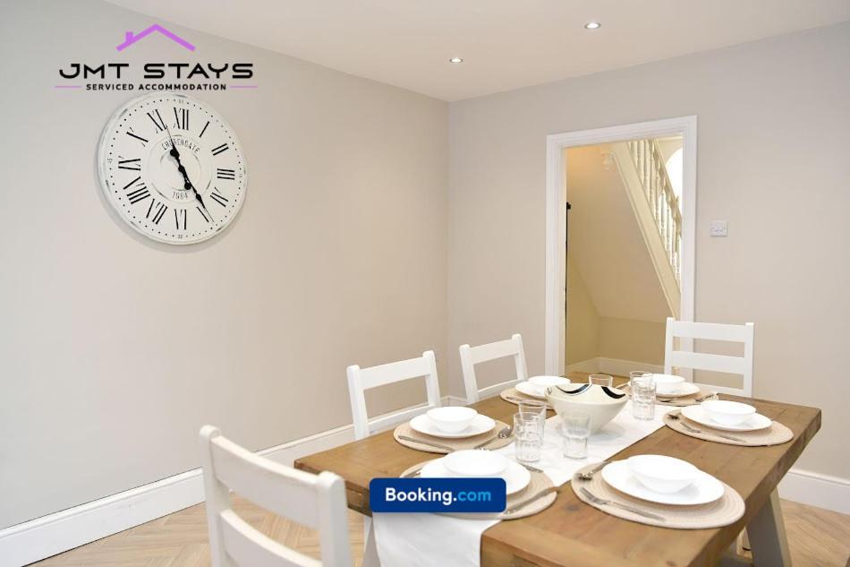 Apartment Premium Offer For Extended By Jmt L Short Lets And Serviced L With Private Parking *