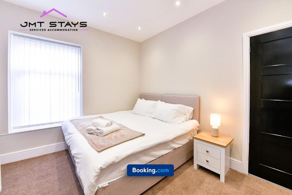 Apartment Premium Offer For Extended By Jmt L Short Lets And Serviced L With Private Parking *